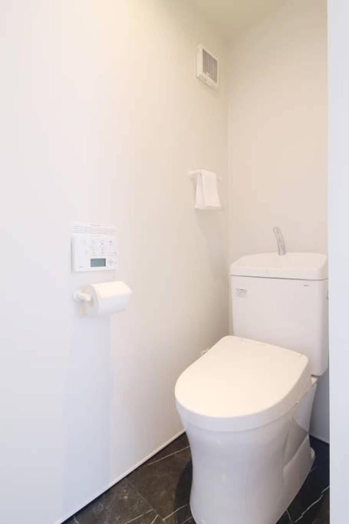 Bhotel Komachi - City Retreat With Breakfast Hiroshima Esterno foto